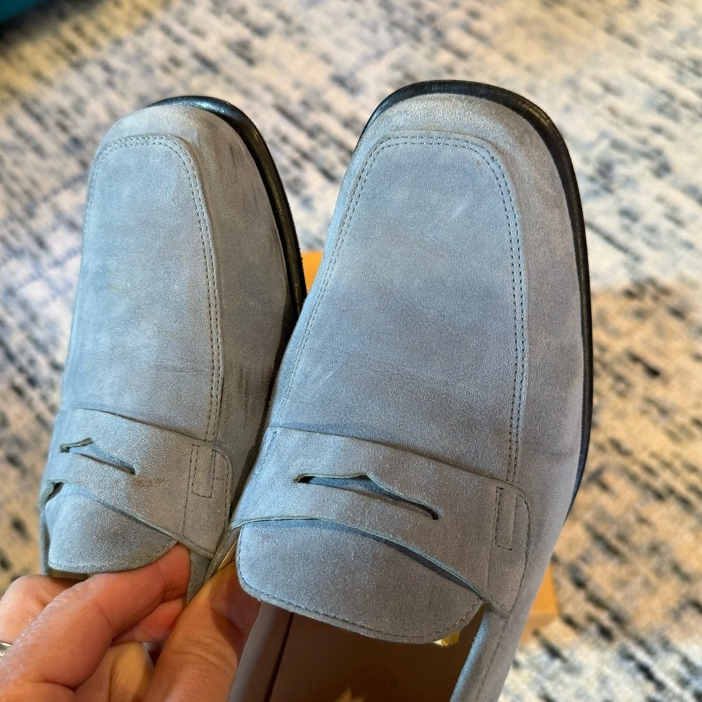 Tod’s Baby Powder Blue Suede Loafer Shoes, Size 10 - Picture 14 of 16
